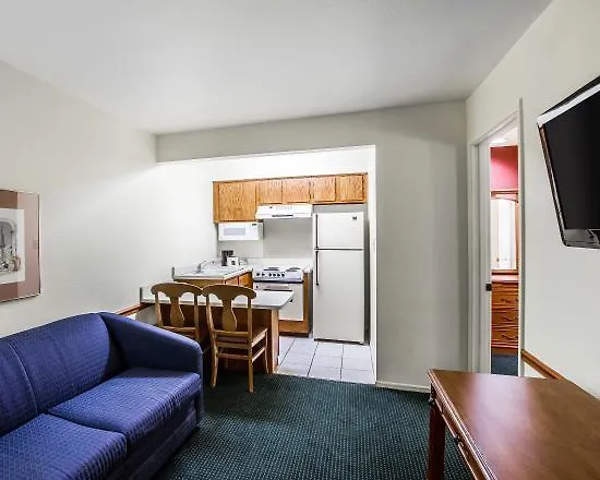 Hotel American & Suites 3*