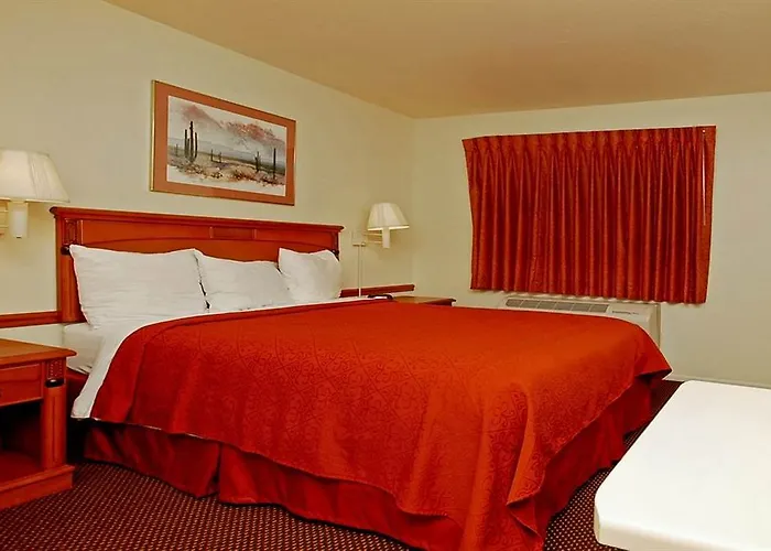 American & Suites Mesa